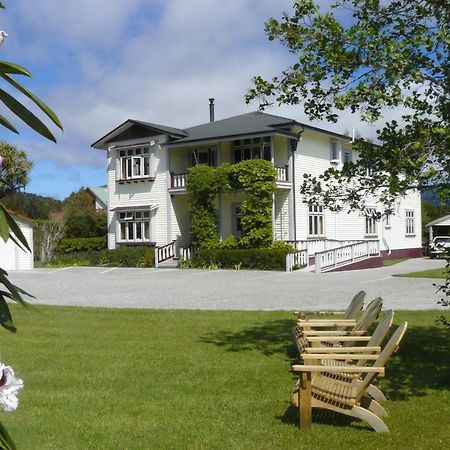 Holly Homestead B&B Franz Josef Esterno foto